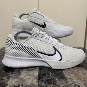 Nike Court Air Zoom Vapor Pro 2 White Black-DR6192-101 Size 10.5 Womens